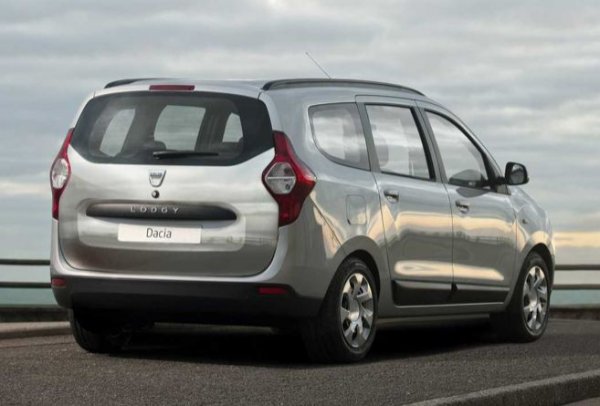 Ако искате евтин миниван, то дилърите на Dacia са готови да ви го предложат. В Европа Lodgy се предлага както с 5, така и със 7 места. А ако имате още пари на разположение, можете да изберете варианта Lodgy Stepway с допълнителни защитни елементи по каросерията и по-богато стандартно оборудване.