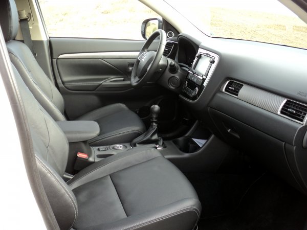 Mitsubishi Outlander 