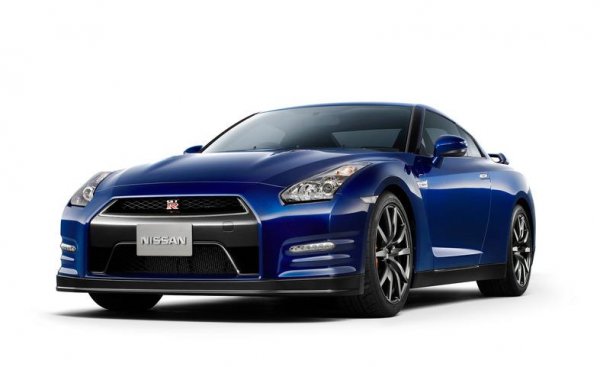 Nissan GT-R - Най-добрите 10 за 2011 година, според Car and Driver (цена над $80.000)