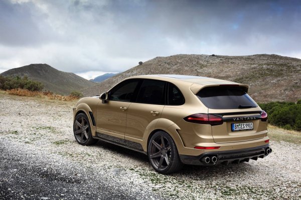 Porsche Cayenne Turbo Vantage Gold от Topcar 