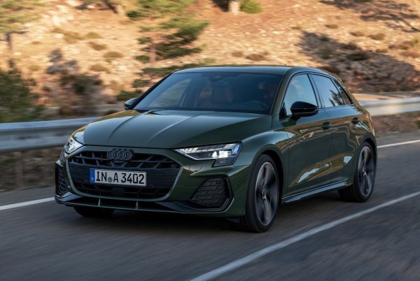 Audi A3 Sportback със 150 к.с. 2.0 TDI завършва пети с разход от 5,71 л/100 км. Същият двигател, който е на Skoda Octavia Wagon (двата автомобила споделят една и съща платформа), постига още по-добър показател, тук е малко по-жаден. Това се дължи на малко по-голямото тегло и аеродинамиката, оптимизирана повече за естетика, отколкото за проникване във въздуха. За тези, които редовно карат дълги участъци по магистралата, TDI двигателите все още са предпочитан избор.