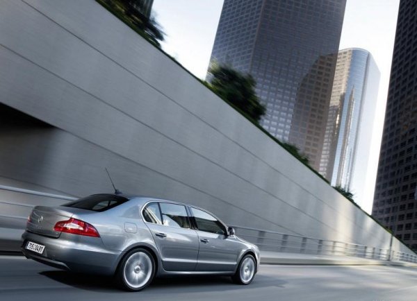 Skoda Superb (2009)