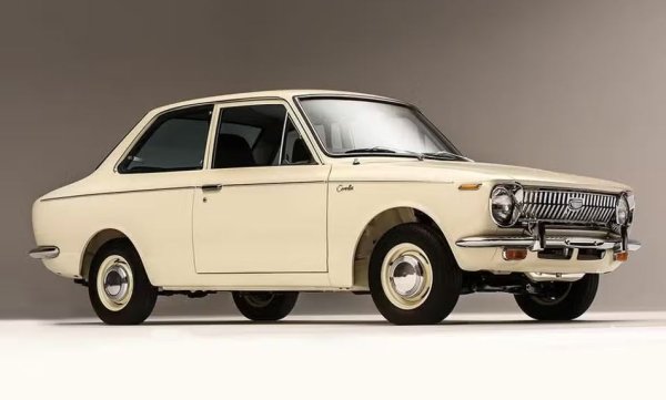 Марката и моделът доказват, че разумното и практичното може да се продават в огромни количества. За повече от 50 години и 11 поколения Corolla моделът е продаде в над 40 милиона броя.