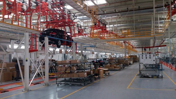 Официален старт на сглобяването на Great Wall H6 в Ловеч 