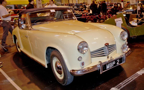 Джордж Маки и Питър Уилкс напускат Rover Car Company, за да създадат собствен спортен автомобил съвместно със Спен Кинг. Резултатът е базиран на Rover P4 Marauder. Направени са обаче само 15 бройки.