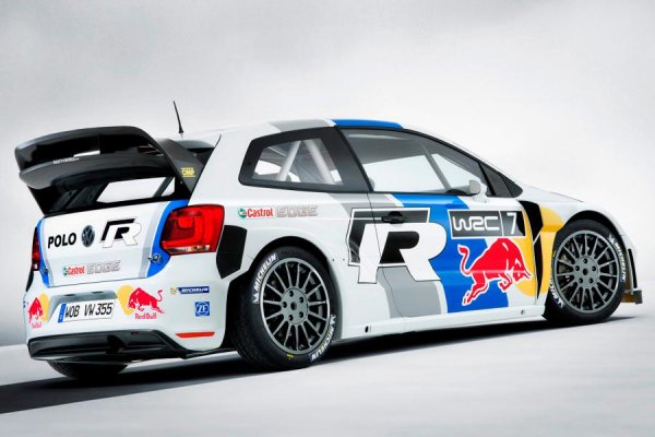 Polo R WRC е с мощност от 318 конски сили, задвижване на четирите колела и 6-степенна секвенциална скоростна кутия. Състезателният модел участва в 51 състезания, като спечелва 41 от тях. Неведнъж през това време екипажите на Volkswagen са окупирали целия подиум.