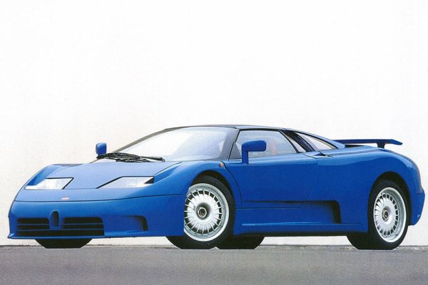 Сред най-добрите аналогови спортни автомобили е Bugatti EB110, предшественикът на невероятните Veyron и Chiron. Той се отличава с впечатляваща естетика, а под капака му се крие 3,5-литров V12 двигател с атмосферно пълнене. Произведени са само 139 бройки, а името му отбелязва 110-годишнината на Bugatti.
