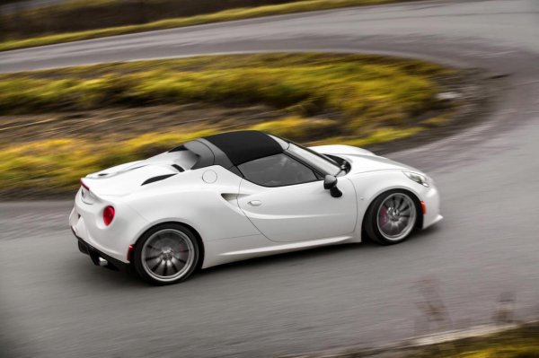 Alfa Romeo 4C Spider 