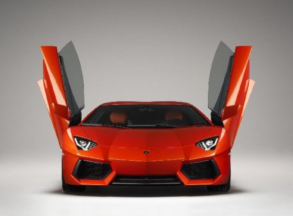 Lamborghini Aventador LP700-4