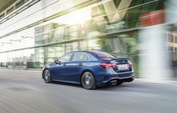 Mercedes-AMG A 35 4Matic