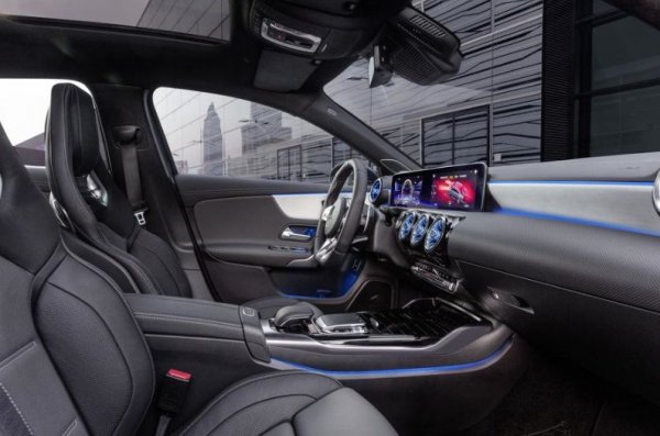 Mercedes-AMG A 35 4Matic