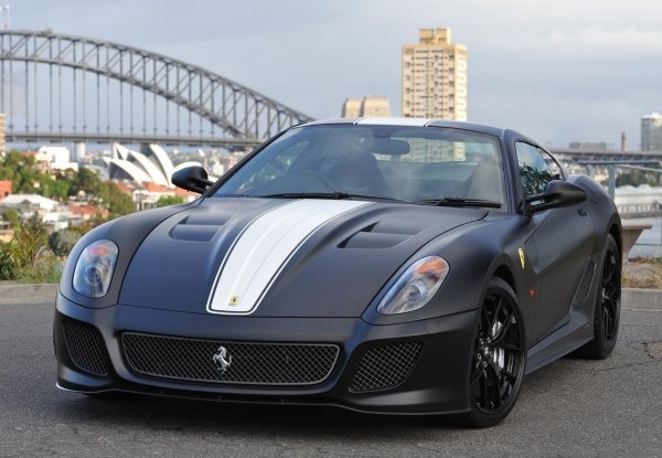 Още едно рядко Ferrari. Произведени са само 599 бройки, като 125 отиват за САЩ и са сериозно желани за колекционерите.  Базиран на пистовата машина 599XX, през 2011 GTO с 661 к.с. беше най-бързият автомобил на Ferrari. Той вдига 100 км/ч от място за 3,3 секунди, а максималната скорост е 330 100 км/ч.