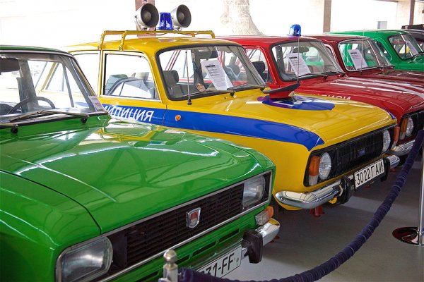 През 1975 този шедьовър на Автомобилния завод на ленинските комсомолци е струвал в СССР внушителната сума от 4936 рубли. В днешни пари това би означавало 1.38 милиона рубли, или близо 15 900 евро.
