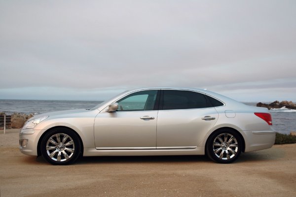 Hyundai Equus