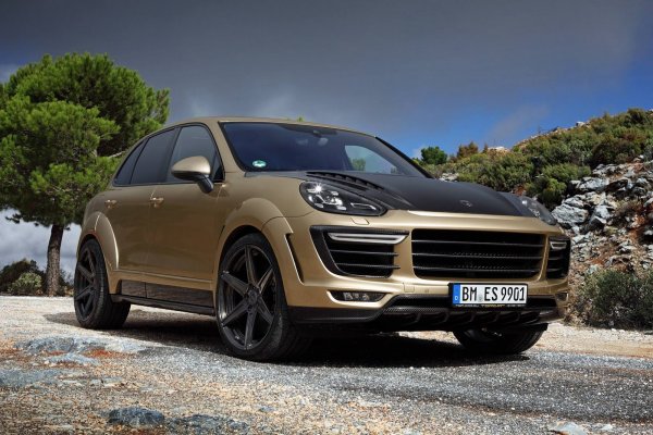 Porsche Cayenne Turbo Vantage Gold от Topcar 