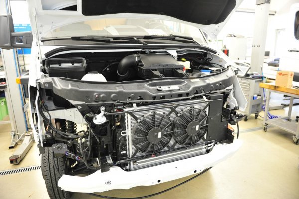 Mercedes-Benz Sprinter Ambulance - високоскоростна линейка, която подготвя Brabus 