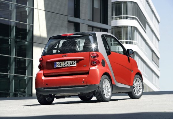 Новият Smart Fortwo cdi  беше представен през юни 07