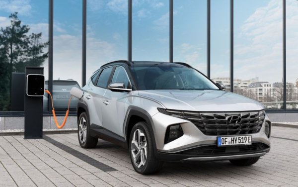 Корейците са големите печеливши от кризата с чиповете. Заради добрите складови наличности Hyundai успява да повиши резултата си от 2020 с над 21% и да покачи пазарния си дял от 3.6 на 4.4%. 
