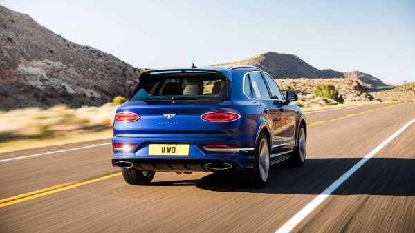 Този модел беше лансиран през 2016 г. директно с W12 битурбо с работен обем 6,0 литра и мощност 608 к.с. Същият се поставя на моделите от семейството Continental, към които по-късно беше добавен и V8 битурбо. През 2020 г. мощният W12 беше възроден за модернизираната версия за Bentayga Speed - най-бързият SUV в света преди появата на Aston Martin DBX707. 