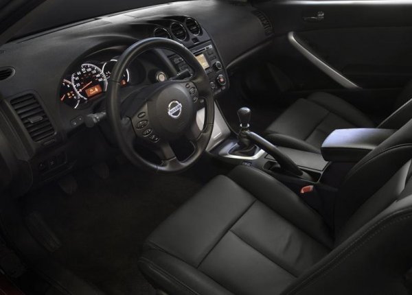 Nissan Altima Coupe