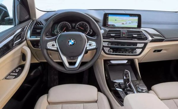 Като цяло, BMW X3 е оборудван основно с надеждни, икономични и висок въртящ момент 2,0- и 3,0-литрови дизелови двигатели. Баварците също предлагат 2-годишна гаранция, но тя може да бъде удължена с още 3 (или до пробег от 200 000 км).