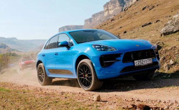 Ако вярвате на германците, това също е доста надеждна кола - освен че е мощна, бърза, престижна и много скъпа. Поддръжката на Porsche струва , а ремонтът му са ужасно скъпи. Така че е по-добре да не се опитвате да спестите пари при покупка (въпреки че това правило важи за всички модели в прегледа).