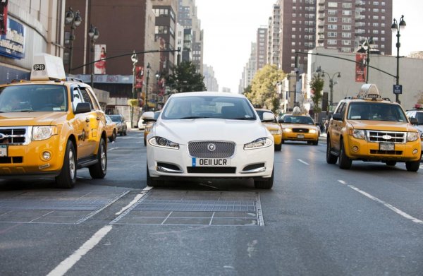 От Ню Йорк до Лос Анджелис с Jaguar XF 2.2 D. Среден разход на гориво 4.49 л./100 км!