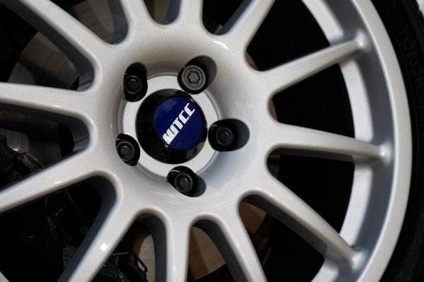 Ford Focus WTCC Limited Edition - модел за обществените пътища, базиран на Focus Zetec S 