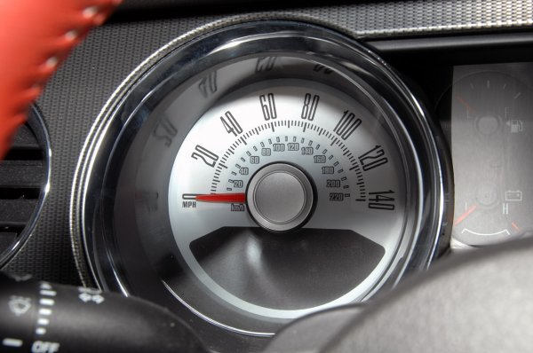 Автосалон Лос Анджелис 2008 / Ford Mustang 2010