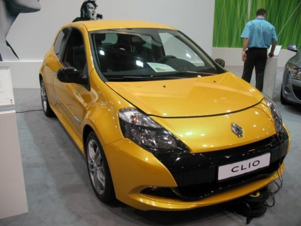 Renault Clio RS / Автомобилен салон София 2009