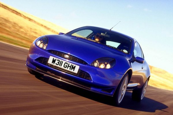 Производителят на мотоциклети Yamaha за кратко флиртува с идеята да прави автомобили, подобно на конкурентите Suzuki и Honda. Компанията обаче решава да се обедини с утвърдени производители и да им помогне с двигателите. Най-голямата й сделка е с Ford - при разработването и произвеждането на 1,7-литровия двигател за купето Puma от 1997-2001 г. 