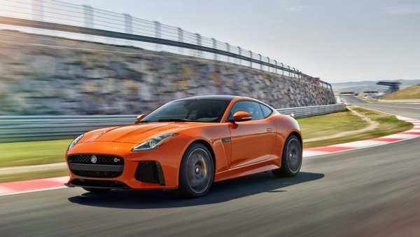F-Type SVR 