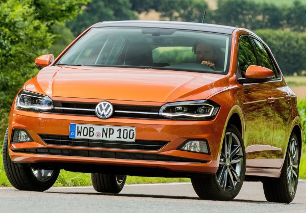 Шестото поколение на Polo предлага интелигентен интериор и удобно возене и това е само една от причините за неговата привлекателност. Версията 1.0 TSI с 95 к.с. предлага атрактивна цена и къвкав двигател, като най-добрият избор е ниво на оборудване SE.

Като цяло версиите с по-нисоки нива на оборудване също са добър вариант, но те са по-скъпи.
