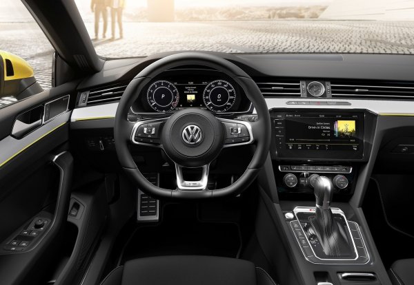 Силни страни: мощни, ефективни двигатели; богато оборудване; просторен интериор.

Слабости: автоматична кутия е рязка; надеждността е на средно ниво; не е вълнуващ при шофиране.
