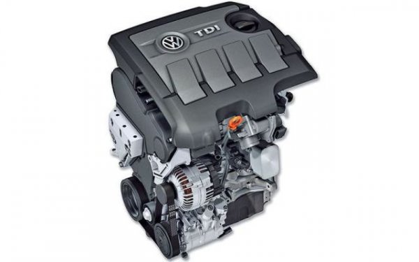 По правило съвременните турбодизели са оборудвани със система за директно впръскване на горивото Common Rail, като по надеждност те не отстъпват на своите бензинови съвременници. На пазара обаче все още се среща и т.нар. помпа-дюза система, която е доста чувствителна към горивото. А ремонтът при повреда (най-често запушване) не е евтин.
Той обаче е двойно по-скъп, ако дюзите са от по-ново поколение с пиезо инжектор. Така че при избор на автомобил с такава система, задължително трябва да се внимава с горивото, което се сипва.
