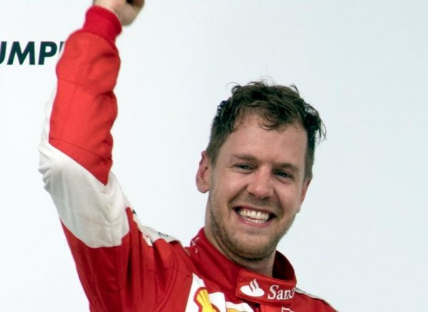 Вече на 34, германецът се нарежда между ветераните. Но все още държи рекорда като най-млад световен шампион в историята (на 23). Карал е за BMW Sauber, Toro Rosso, Red Bull, Ferrari и Aston Martin. Има 53 победи, 122 подиума и общо четири титли. 
