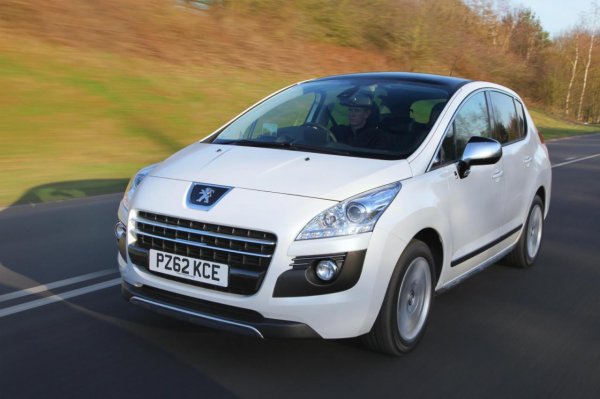 Peugeot 3008 HYbrid4 