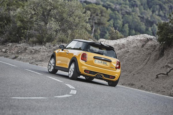 Новото MINI