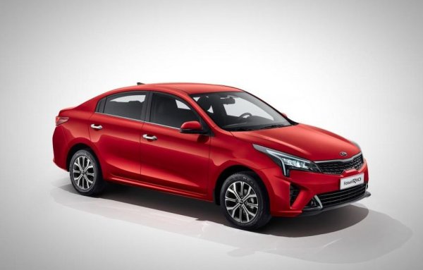 Два от най-продаваните модела на Kia в Русия също се считат за унисекс. За Rio така мислят 46% от жените и 63% от мъжете, а за кросоувъра Sportage 48% от дамите са на това мнение, както и 52% от представителите на силния пол.

Подобни са и възгледите по отношение на Hyundai Solaris, за който 47,5% от дамите и 58,6 от господата смятат, че е универсална машина, подходяща за всеки. За компактният кросоувър Creta, мнението преобладаващо е, че е дамска кола (47,6% и 48%).