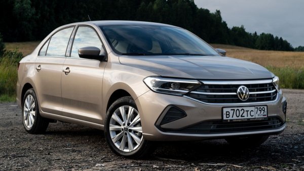 Много интересно си поделят мненията двете най-масови марки на VAG групата. VW Polo, във версията си лифтбек, по мнение на болшинството се счита за мъжка кола (46% от жените и 49% от мъжете), а Skoda Rapid е унисекс (49% и 56,4%).

Кросоувърът Kodiaq се счита твърдо за мъжки (според 60% от жените и 72 от мъжете, докато "братовчедът" Tiguan минава за унисекс (43% и 53%).