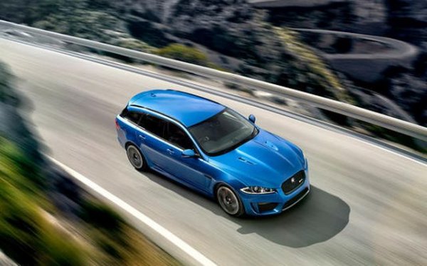 Първият и последен пробив на Jaguar при спортните седани с V8 двигател е отлична алтернатива на Mercedes-Benz E63 S и и Audi RS 6. Предлага се само във версия XFR-S, което означава 550 к.с. от 5,0-литровия мотор, както и ускорение от 0 до 100 км/ч за 4,6 секунди. Максималната скорост е 300 км/ч. Високите цени се обясняват и с факта, че Jaguar произведе само 100 бройки от модела.