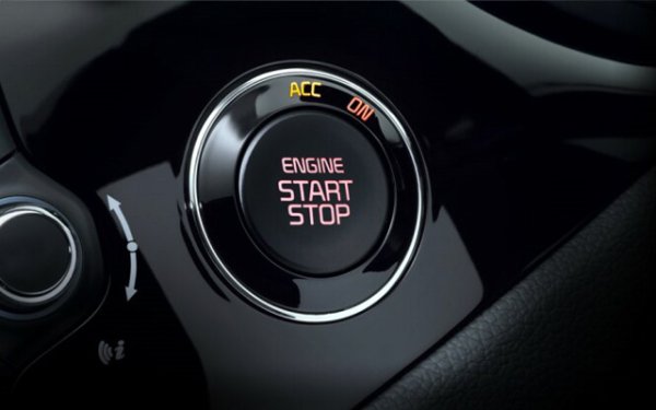 Функция, която едва ли се нуждае от допълнително представяне за шофьорите. Дори само защото Интернет е пълен със спорове и дискусии за това колко вредна е тази функция за двигателя. Работи просто: системата автоматично изключва двигателя с вътрешно горене, когато автомобилът е на празен ход за относително дълго време и го стартира при натискане на съединителя.