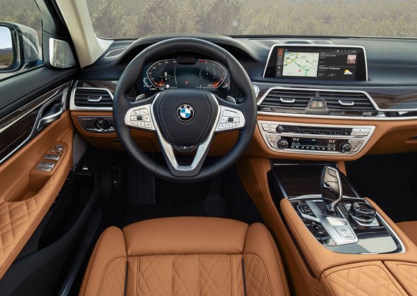 BMW 7-Series 2019