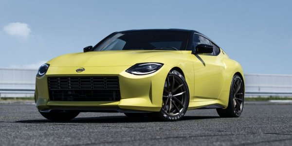 Толкова отдавна чакаме наследника на 370Z, че чак ни е трудно да повярваме в идването му през 2020. Това ще е пряк съперник на Toyota Supra, с туин-турбо V600, 400 конски сили и, слава Богу, 6-степенна ръчна трансмисия. Надяваме се производствената кола да изглежда също толкова интересна, като концепта Proto, показан тази година. 
