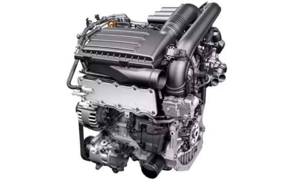 При автомобилите, произведени преди 2015 година, има ангренажен ремък, а не верига, като този вариант определено е по-удачен. При първите бройки от модела се отчитат проблем със системата да управление на клапаните, както и с турбото, което директно блокира. Пръстените на буталата също се увреждат, като това в повечето случаи се дължи на използване на некачествено масло.