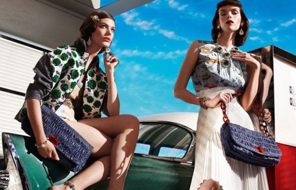 Колекцията пролет-лято 2012 на Prada е вдъхновена от автомобилите 