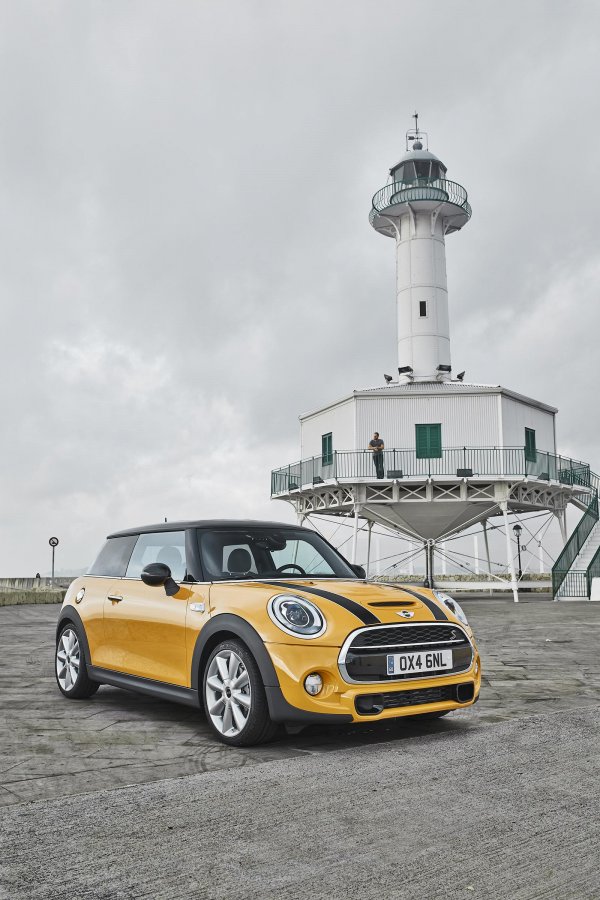 Новото MINI