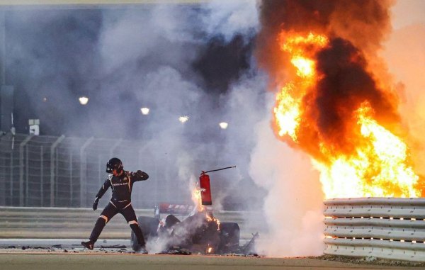 След смъртта на Антоан Юбер стандартите за безопасност отново са променени и изглежда, че няма какво да се случи. Състезанието в Бахрейн през 2020 г. обаче опроверга това мнение и накара света да изтръпне. Телевизионните камери показаха как още по време на първата обиколка една от колите рязко зави, а секунда по-късно милиони хора видяха експлозия. Състезанието беше спряно и известно време нямаше никакво информация за случилото се. Причината е, че лекарите трябваше да се уверят, че Роман Грожан не е получил фатални наранявания. 
