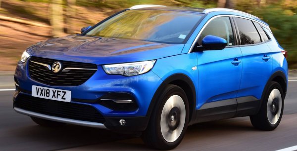 Години на производство - 2017-досега 

Най-силни качества – подобно на предишния модел в тази класация и Grandland X, който в останалата част на Европа се предлага под марката Opel, се харесва на собствениците заради цялостното си представяне.