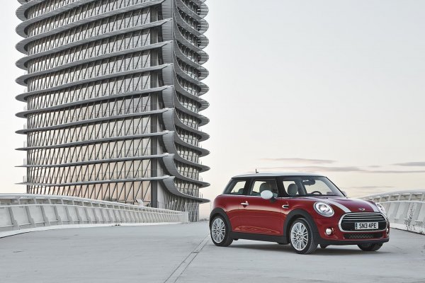Новото MINI